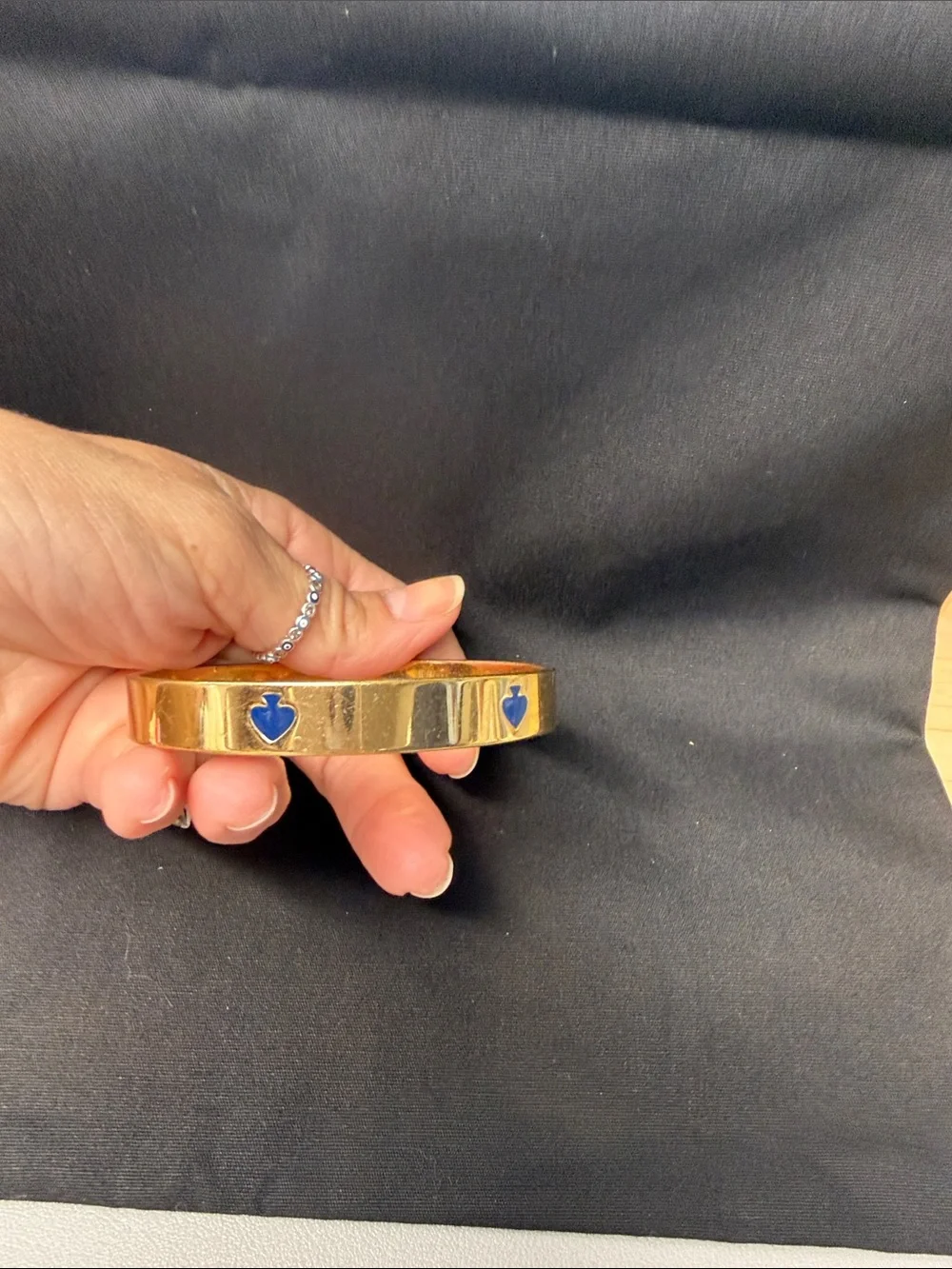 kate spade gold bangle with blue heart details - Picture 4 of 5